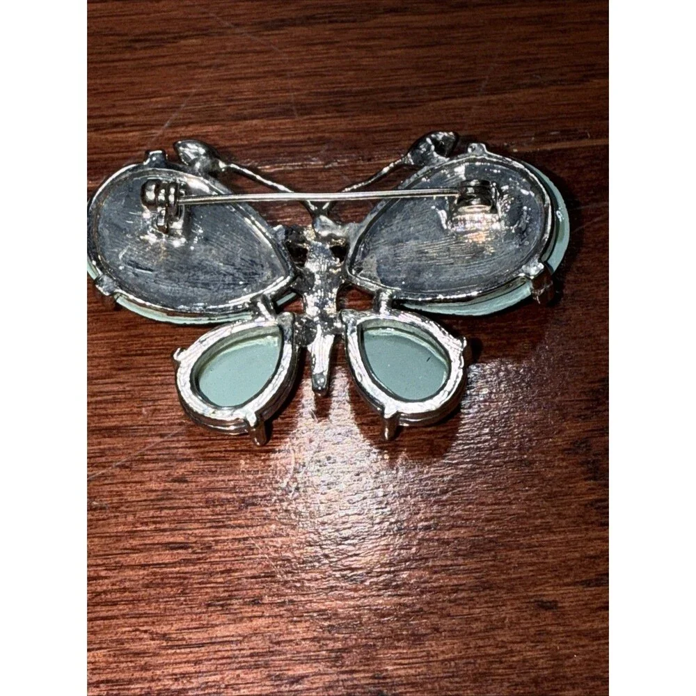 Unbranded vintage amber